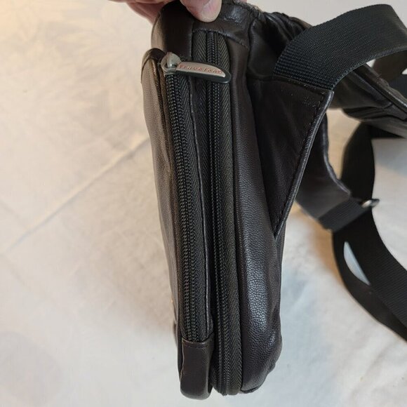 Travelon Crossbody Messenger-style Shoulder Bag - Perfect for Travelers - Picture 10 of 13